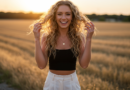 How to Style Naturally Wavy Hair Without Heat