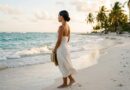 16 Easy Hairstyles for Vacation Travel Humidity Wind Proof Low Effort