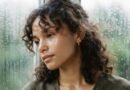 Ultimate Guide To Managing Frizz During Humid Summer Days