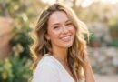 26 Honey Blonde Highlights That Brighten Every Skin Tone Beautifully