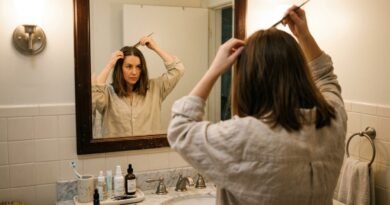 25 Haircut Inspirations for Women Ready to Try a Different Parting and Silhouette