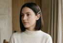 20 Hairstyles That Make Simple Hair Accessories Look More Intentional and Stylish